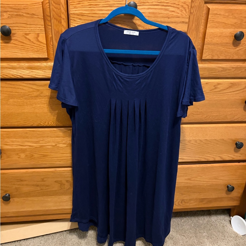 Blue Nightgowns and Robe 💙 - Picture 6 of 8